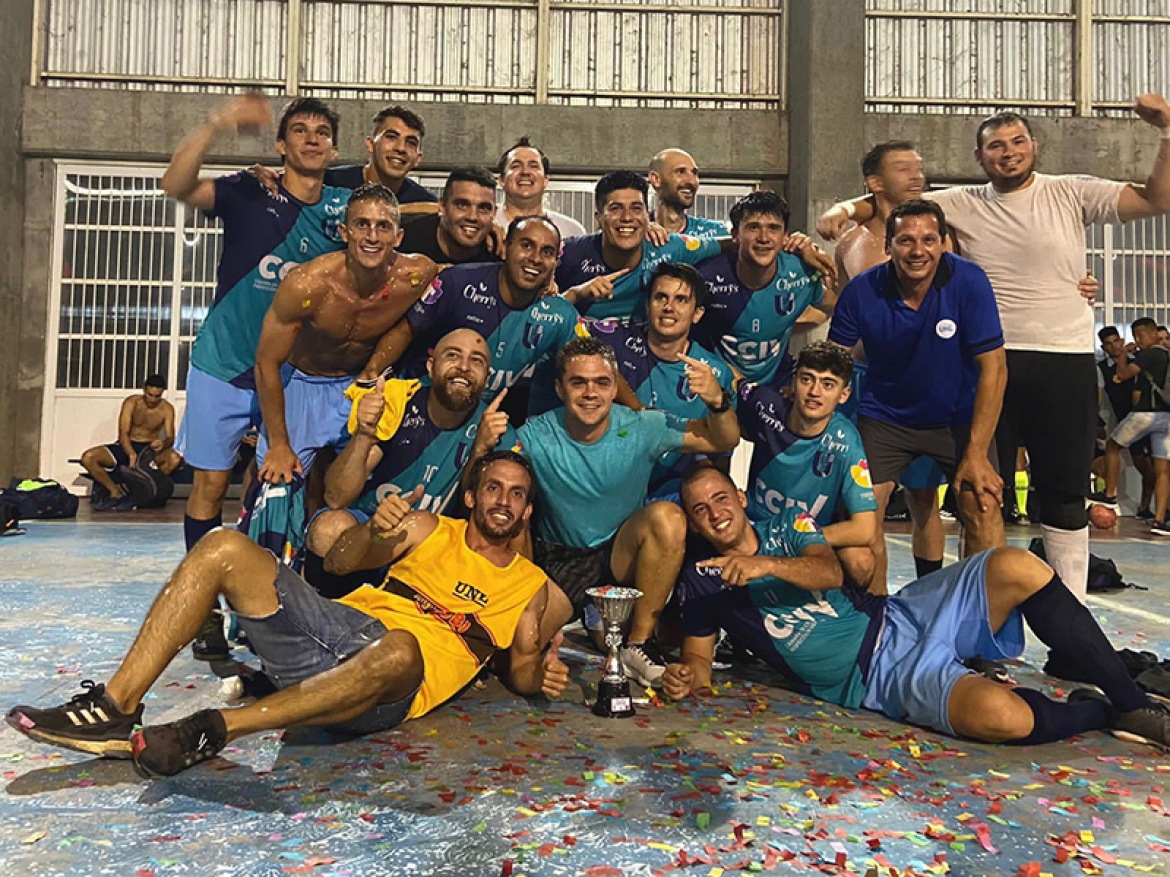 El equipo de Futsal de Universidad Nacional del Litoral auspiciado por CCIV ganó el campeonato Santafesino